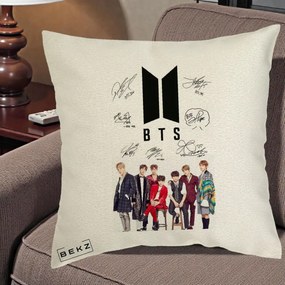 Perna Personalizata K-pop BTS Semnaturi Foto, 40x40 cm, Ecru, Husa Detasabila, Perna Inclusa, BEKZ®