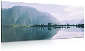 Tablou munți pictați lângă râu