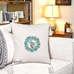Perna Decorativa Coroana Turcoaz cu Manusi, 40x40 cm, Bej cu Franjuri, Husa Detasabila, Perna Inclusa, BEKZ®