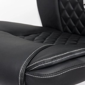Scaun Directorial OFF 313 Negru – rezistent până la 150 Kg, ergonomic, cu șezut pe arcuri
