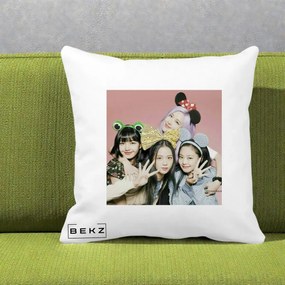 Perna Personalizata K-pop BLACKPINK Accesorii Haioase, 40x40 cm, Alba Mata, Husa Detasabila, Perna Inclusa, BEKZ®