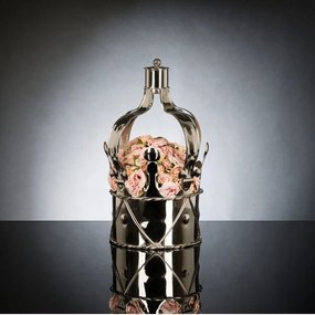 Aranjament floral din trandafiri si vas metalic in forma de coroana CROWN roz 1142105.33 rosa