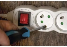 Prelungitor cu întrerupător 4Z 5m alb