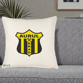Perna Personalizata Aurul Brad Fotbal, 40x40 cm, Crem Reliefat, Husa Detasabila, Perna Inclusa, BEKZ®