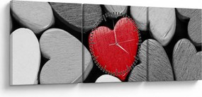 Tablou cu inimioare din lemn (cu ceas) (90x30 cm)