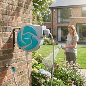 DURHAND Furtun retractabil de perete cu tambur 10+1 m, retractare automată și cap cu 7 funcții, rotativ 180° | Aosom Romania