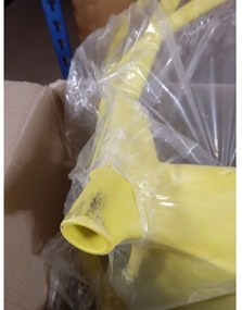 PROMO SCAUN GALBEN DIN PLASTIC KATO AL DOILEA RANG