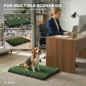 PawHut Toaletă pentru câini 76 x 50,5 cm cu 2 gazonuri artificiale lavabile, toaletă pentru căței pentru câini, pentru balcon și acasă Negru+Verde | Aosom Romania