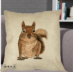 Perna Decorativa Veverita Acuarela, 40x40 cm, Crem, Husa Detasabila, Perna Inclusa, BEKZ®