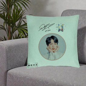 Perna Personalizata K-pop BTS Jin Portret cu Autograf, 40x40 cm, Verde Menta, Husa Detasabila, Perna Inclusa, BEKZ®