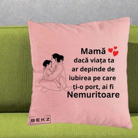 Cadou pentru Mama - Perna Personalizata Mama Nemuritoare Kawaii, 40x40 cm, Roz, Husa Detasabila, Perna Inclusa, BEKZ®