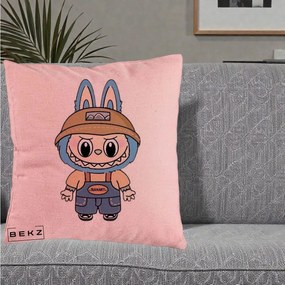 Perna Personalizata Labubu Toanart Blugi, 40x40 cm, Roz, Husa Detasabila, Perna Inclusa, BEKZ®