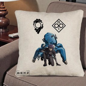 Perna Personalizata Ghost in the Shell Motoko si Tachikoma, 40x40 cm, Bej Canapea, Husa Detasabila, Perna Inclusa, BEKZ®