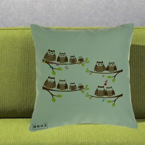 Perna Decorativa Familie de Bufnite pe Ramuri, 40x40 cm, Verde, Husa Detasabila, Perna Inclusa, BEKZ®