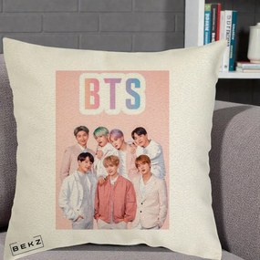 Perna Personalizata K-pop BTS Foto Grup cu BTS si Fond Roz Pastel, 40x40 cm, Ecru, Husa Detasabila, Perna Inclusa, BEKZ®