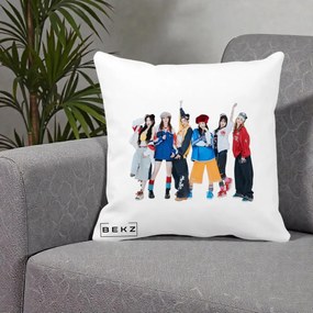 Perna Personalizata Grup K-pop Fete in Picioare Foto, 40x40 cm, Alba Mata, Husa Detasabila, Perna Inclusa, BEKZ®