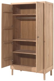 Set FORREST OAK format dintr-un Pat copii (90 x 200 cm), o noptieră, un Dulap camera copii cu 2 uși și o comodă cu 3 sertare.