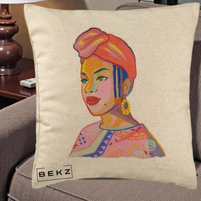 Perna Decorativa Portret Femeie Africana, 40x40 cm, Bej, Husa Detasabila, Perna Inclusa, BEKZ®