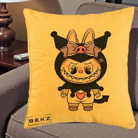 Perna Personalizata Labubu x Kuromi, 40x40 cm, Galben, Husa Detasabila, Perna Inclusa, BEKZ®