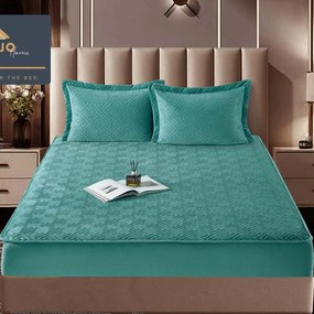 Husa de pat matlasata si 2 fete de perne din catifea, cu elastic, model tip topper, pentru saltea 160x200 cm, turquoise, HTC-47