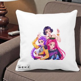 Perna Personalizata K-pop HUNTRX Trio Animat Fete Foto, 40x40 cm, Alba Mata, Husa Detasabila, Perna Inclusa, BEKZ®