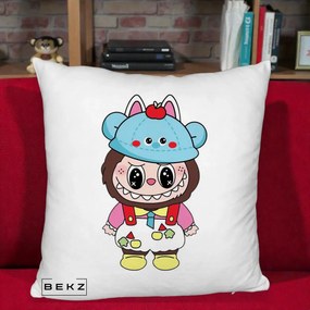 Perna Personalizata Labubu x Urs Albastru Colorat, 40x40 cm, Alb Pufos, Husa Detasabila, Perna Inclusa, BEKZ®