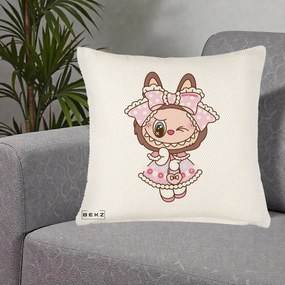 Perna Personalizata Labubu Lolita Roz cu Dantela, 40x40 cm, Crem Reliefat, Husa Detasabila, Perna Inclusa, BEKZ®