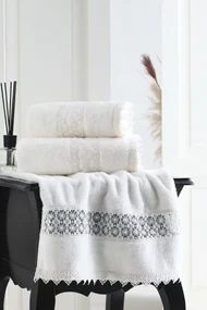 Prosop de baie DEMET cu dantela 85x150 cm Alb crem / Ecru