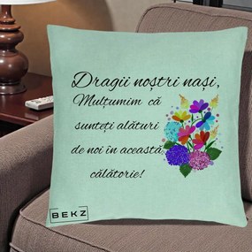 Cadou pentru Nasi - Perna Personalizata Dragii Nostri Nasi Multumim cu Flori Multicolore, 40x40 cm, Verde Menta, Husa Detasabila, Perna Inclusa, BEKZ®