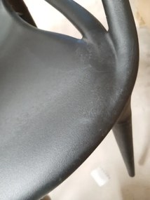 OFERTA Scaun din plastic negru KATO a II-a calitate