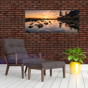 Tablou - Suprafața apei la apus de soare (120x50 cm)