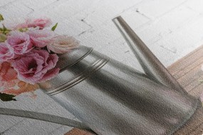 Tablou buchet de flori în stropitoare