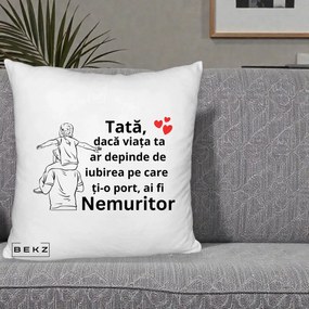 Cadou pentru Tata - Perna Personalizata Tata Supererou Nemuritor, 40x40 cm, Alb Pufos, Husa Detasabila, Perna Inclusa, BEKZ®