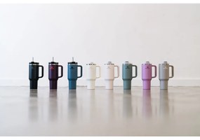 Termos violet cu pai din oțel inoxidabil 1,18 l Quencher H2.0 FlowState Tumbler Plum – Stanley