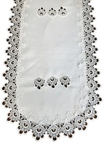 Față de masă ovală albă decorată cu dantelă Lățime: 40 cm | Lungime: 85 cm