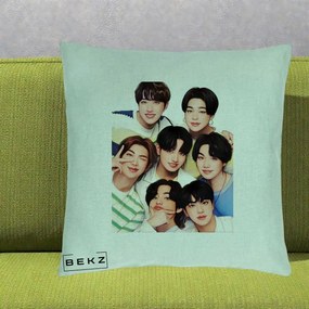 Perna Personalizata K-pop BTS Bangtan Boys Portret Grup Fanart, 40x40 cm, Verde Menta, Husa Detasabila, Perna Inclusa, BEKZ®