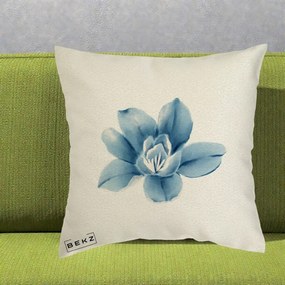 Perna Decorativa Magnolie Albastra Acuarela, 40x40 cm, Ecru, Husa Detasabila, Perna Inclusa, BEKZ®
