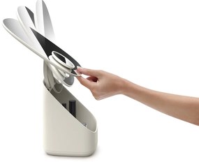 Oglindă cosmetică (3x) de mărire 18,5x23 cm Viva – Joseph Joseph