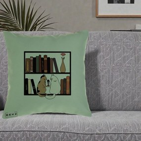 Perna Personalizata Pisici si Carti pe Raft, 40x40 cm, Verde, Husa Detasabila, Perna Inclusa, BEKZ®