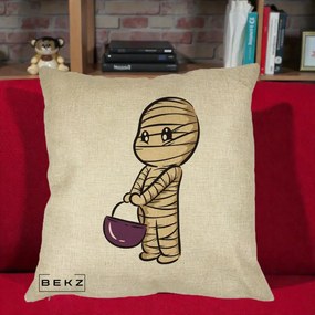 Perna Decorativa Halloween Mummy Kawaii cu Cos, 40x40 cm, Crem, Husa Detasabila, Perna Inclusa, BEKZ®
