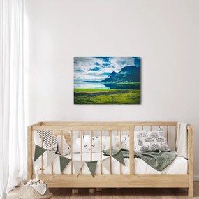 Tablou cu lac și munți (70x50 cm)