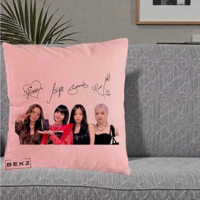 Perna Personalizata K-pop BLACKPINK Semnaturi, 40x40 cm, Roz, Husa Detasabila, Perna Inclusa, BEKZ®