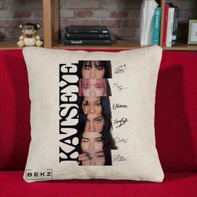 Perna Personalizata K-pop KATSEYE Semnaturi Membre Foto, 40x40 cm, Bej Canapea, Husa Detasabila, Perna Inclusa, BEKZ®