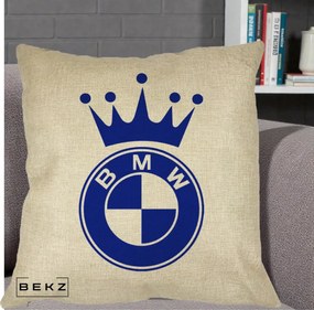 Perna Personalizata cu emblema BMW si Coroana, 40x40 cm, Crem, Husa Detasabila, Perna Inclusa, BEKZ®