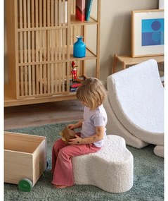 Puf de copii crem cu tapițerie din țesătură bouclé Cloud – Wigiwama