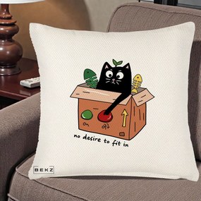 Perna Decorativa Pisica in Cutie No Desire to Fit In, 40x40 cm, Crem Reliefat, Husa Detasabila, Perna Inclusa, BEKZ®