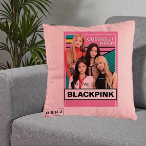Perna Personalizata BLACKPINK Queens of Kpop, 40x40 cm, Roz, Husa Detasabila, Perna Inclusa, BEKZ®