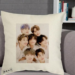Perna Personalizata K-pop BTS Foto Grup Fete Albe, 40x40 cm, Ecru, Husa Detasabila, Perna Inclusa, BEKZ®