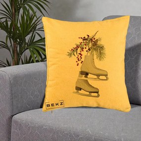 Perna Decorativa Patine cu Ramuri de Brad si Afine, 40x40 cm, Galben, Husa Detasabila, Perna Inclusa, BEKZ®