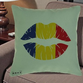 Perna Personalizata Buze Tricolor Romania, 40x40 cm, Verde, Husa Detasabila, Perna Inclusa, BEKZ®